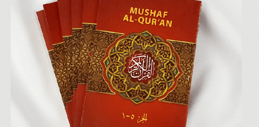 bolehkah wanita haid pegang alquran